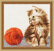 Котенок с клубком